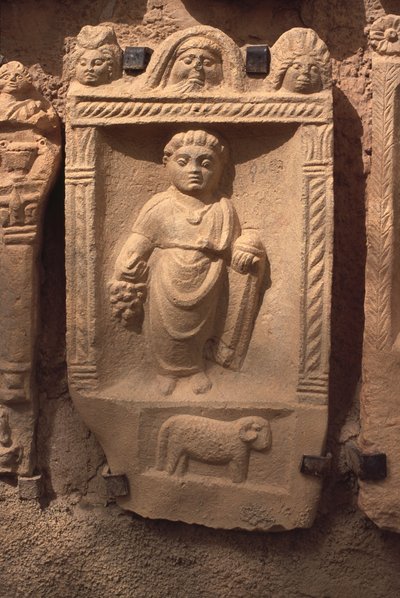 Stele mit einer menschlichen Figur von Roman Imperial Period